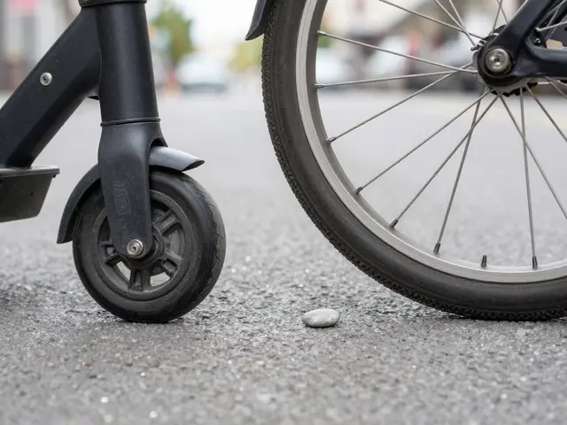 Sind E-Roller gefährlicher als Fahrräder? Risiken im Vergleich